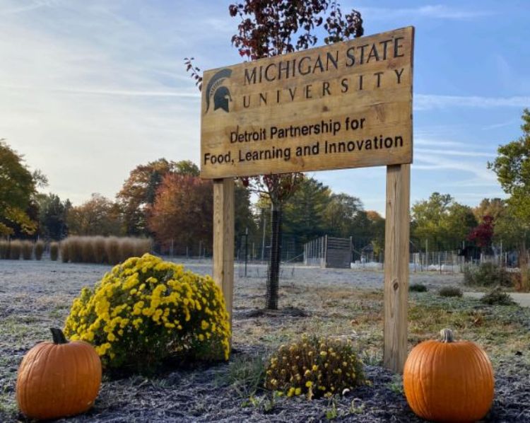 Image of a sign in front of the MSU-Detroit Partnership for Food, Learning and Innovation.